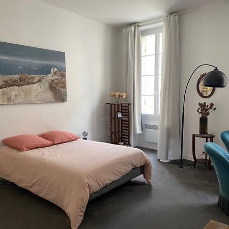 Studio De 30 M2 Dans Le Triangle D'Or De Bordeaux Bordéus Exterior foto
